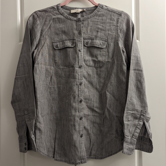 🎉3/$50🎉 Ann Taylor LOFT Top - Picture 1 of 4